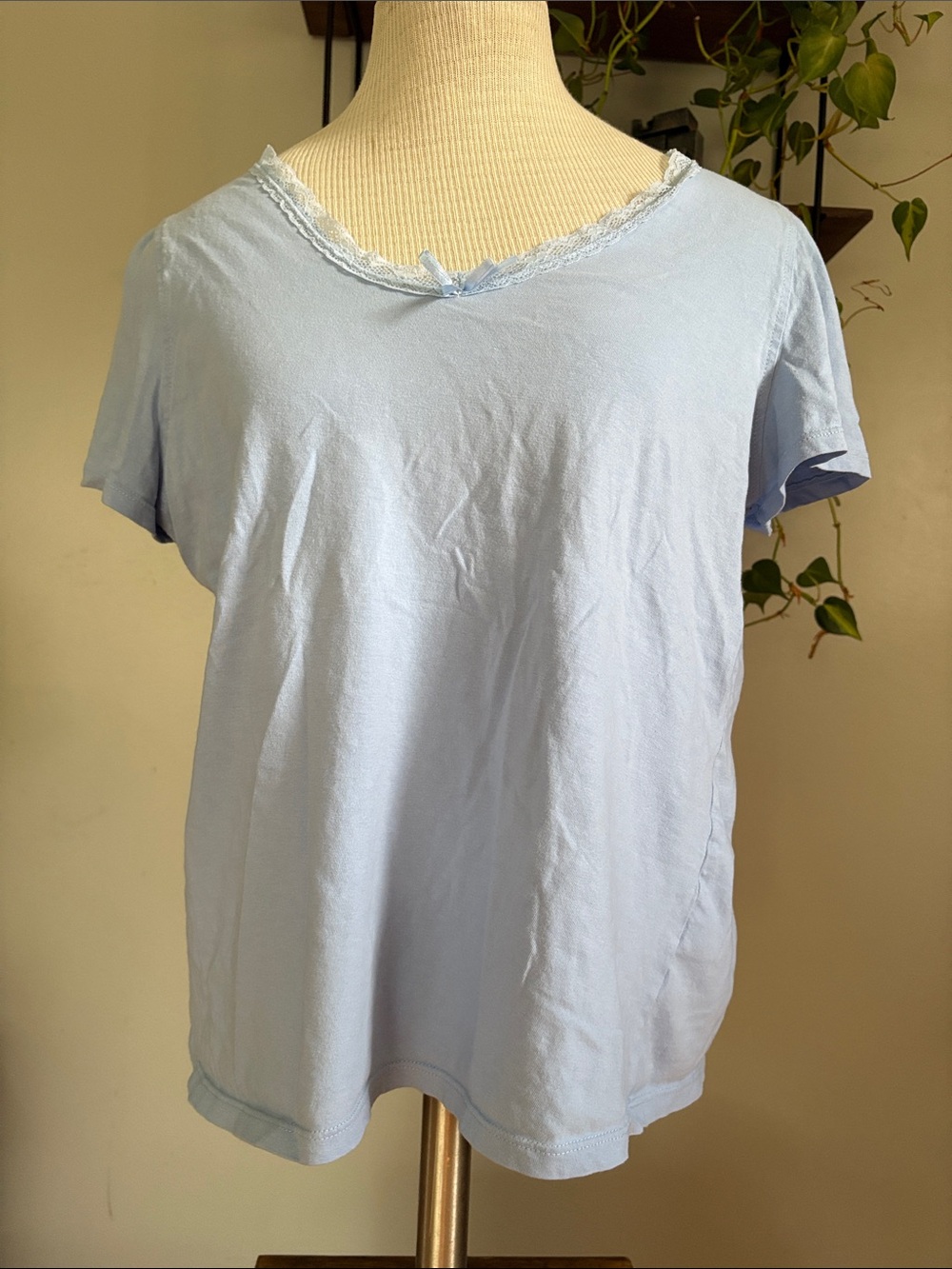 Light Blue Lace-Trim Short Sleeve Women's Tee